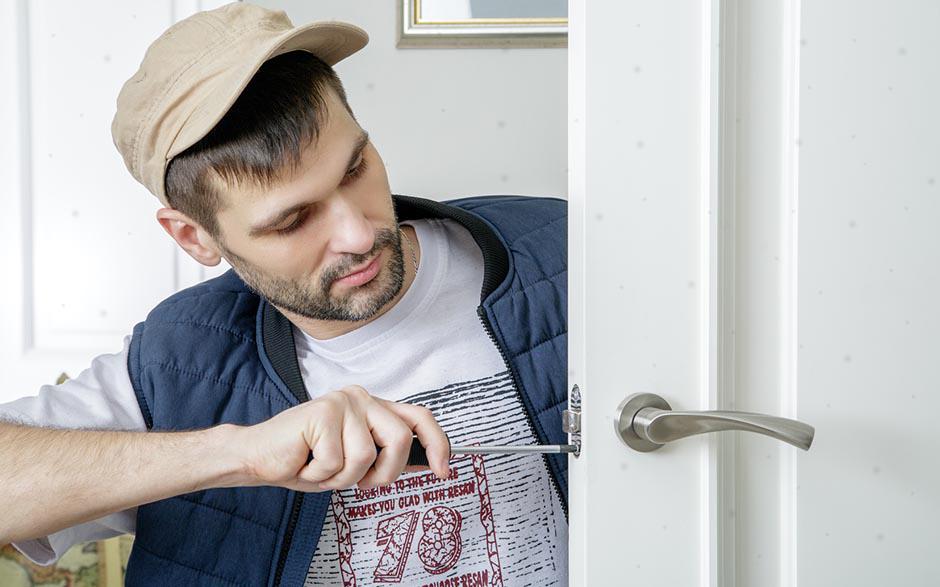  changer une serrure de porte Paris 5